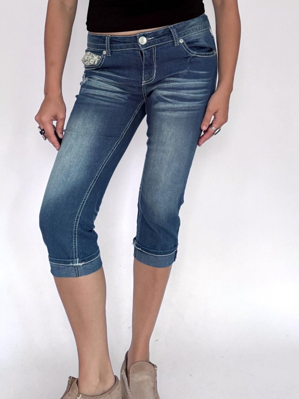Y2K vintage blue denim bedazzled lace embroidered low rise stretch capris pants